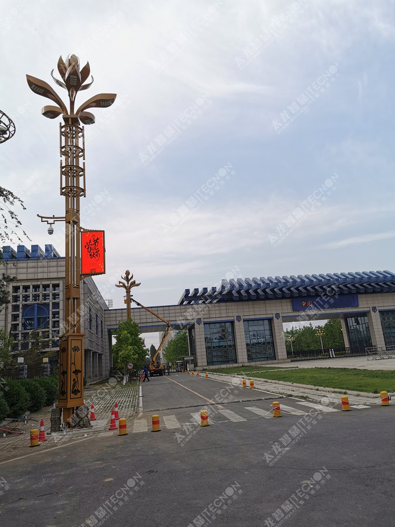 LED燈桿屏-戶外智慧路燈屏0.jpg LED燈桿屏-戶外智慧路燈屏0.jpg